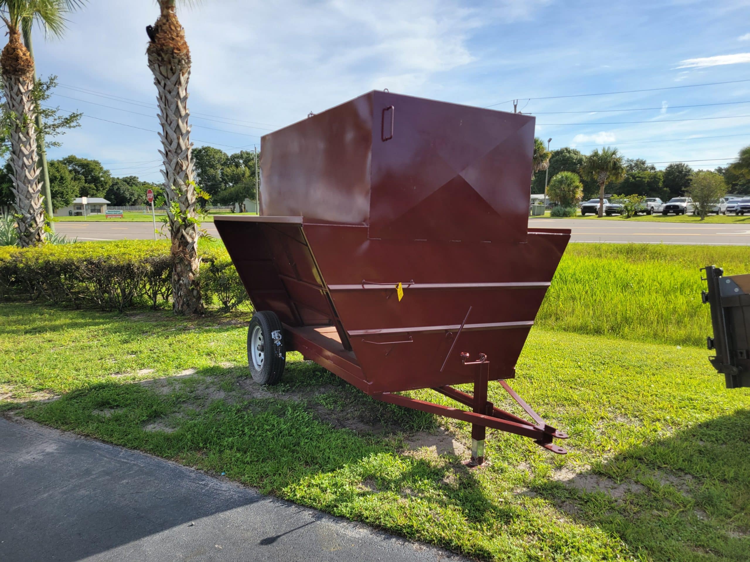 2026 6.5 x 9 2-Ton Creep Feeder Stock No: L2426