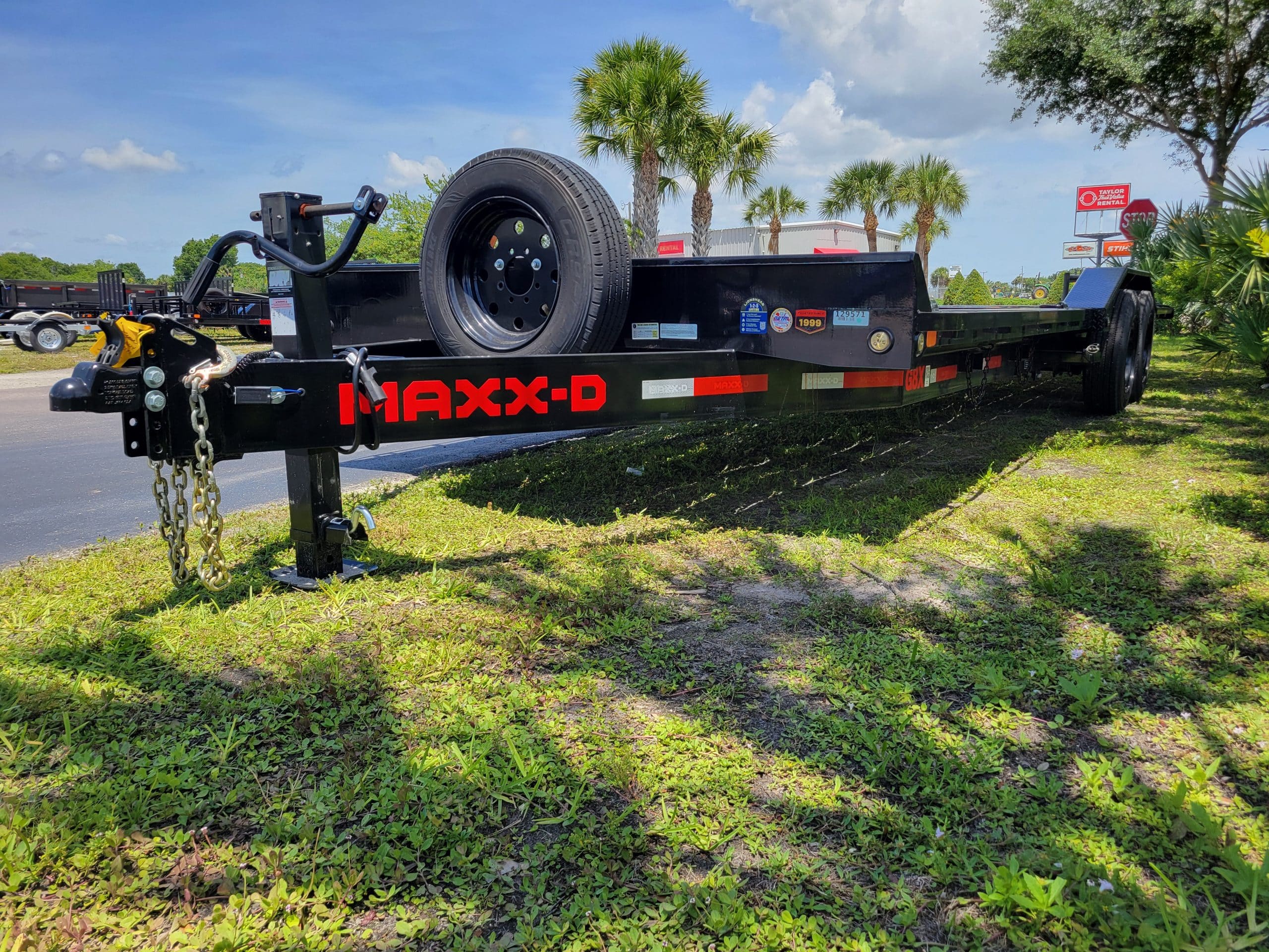 2026 Maxx-D 8.50 x 24 G8X Gravity Tilt Driveover Fender Trailer Stock No: MX 129571